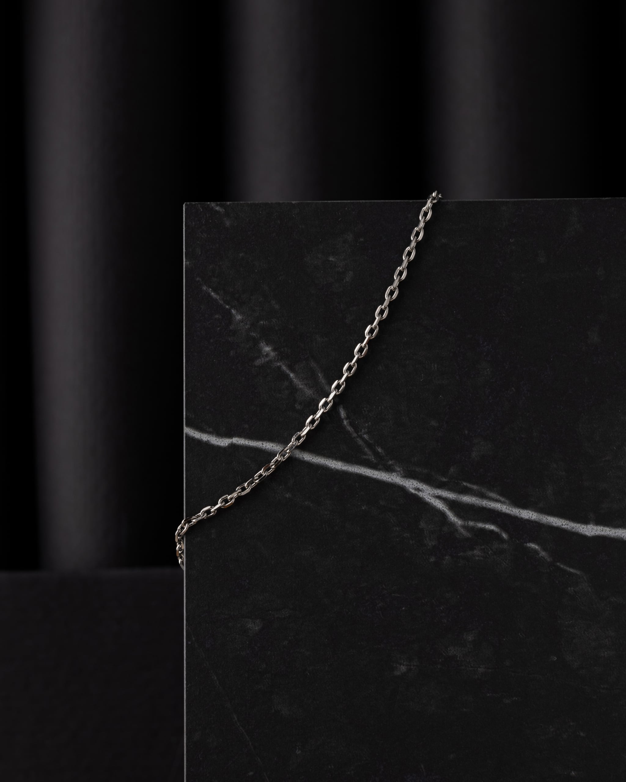 Pulsera Cadena Fina - Imagen 3