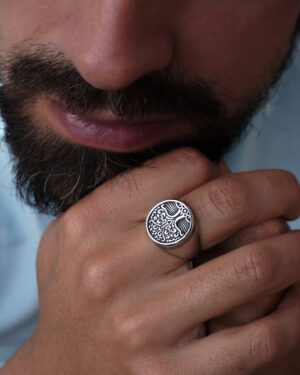 Anillo Raíces Eternas de acero quirúrgico para hombre, diseño orgánico y resistente