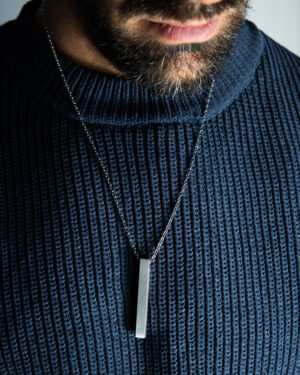 Colgante de acero quirúrgico con diseño geométrico hombre