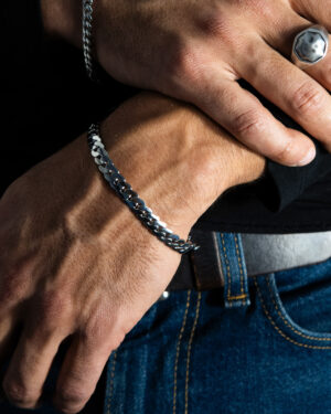 Pulsera de acero quirúrgico plateada hombre